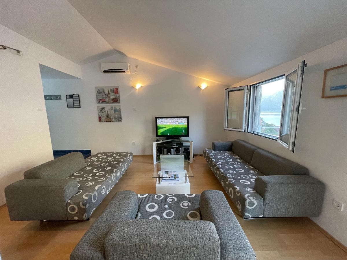 House With Big Terrace And Beautiful Sea View Villa Kotor Dış mekan fotoğraf